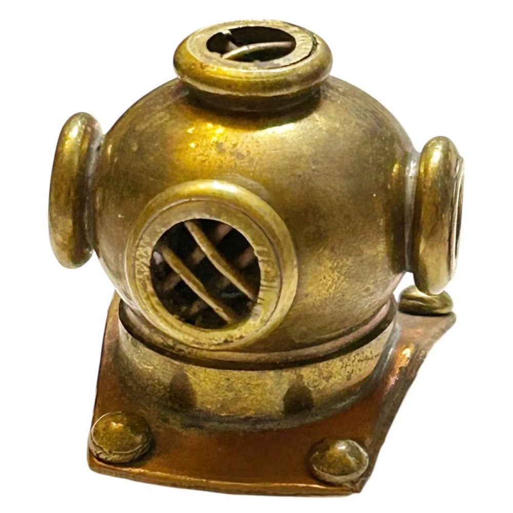 Vintage Divers Helmet Head Brass & Copper Pendant